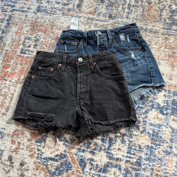 Levi's Bundle 2 pairs of 501 Denim Shorts - Size 24 - Picture 1 of 7